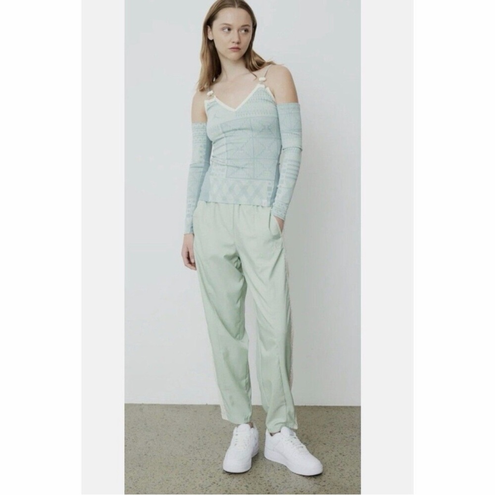 Jordan X WOMENS Bephie Beauty Supply Dusty Sage Track Pants Size Small - Picture 10 of 10
